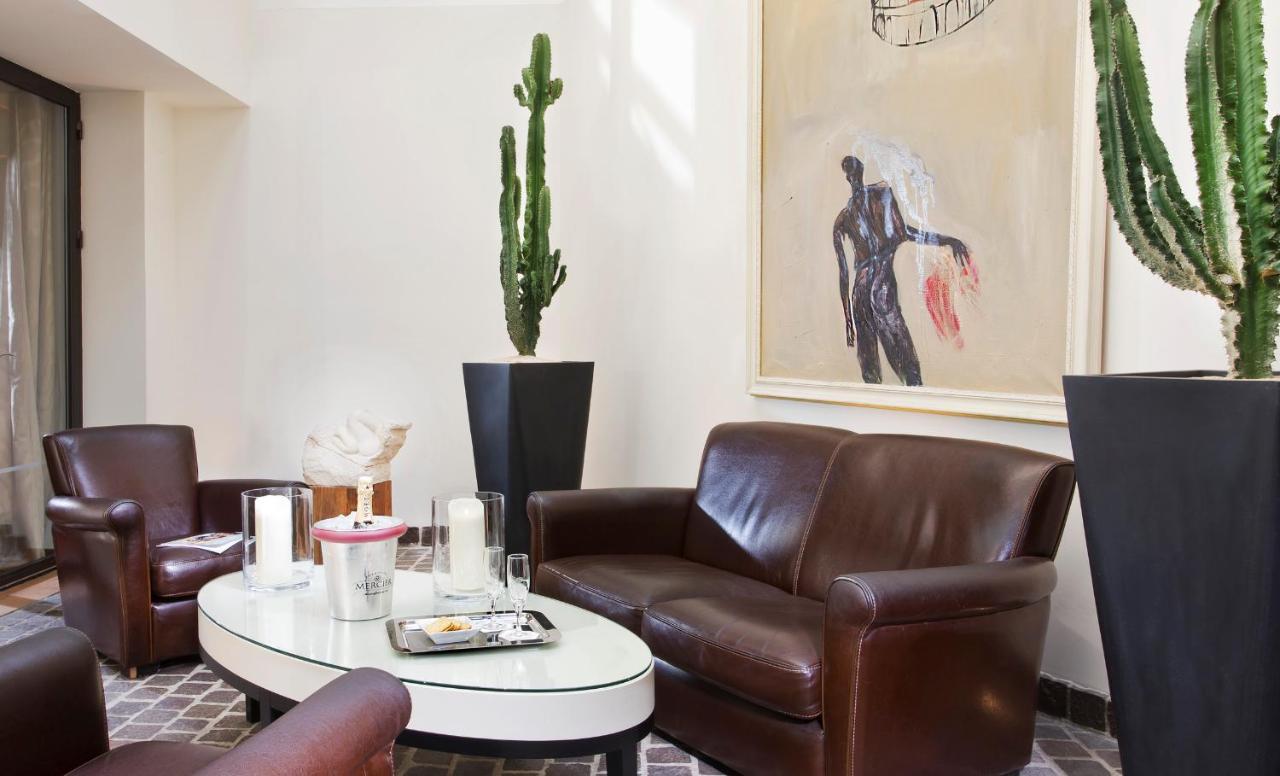 Hôtel Le Colisée Parigi Esterno foto